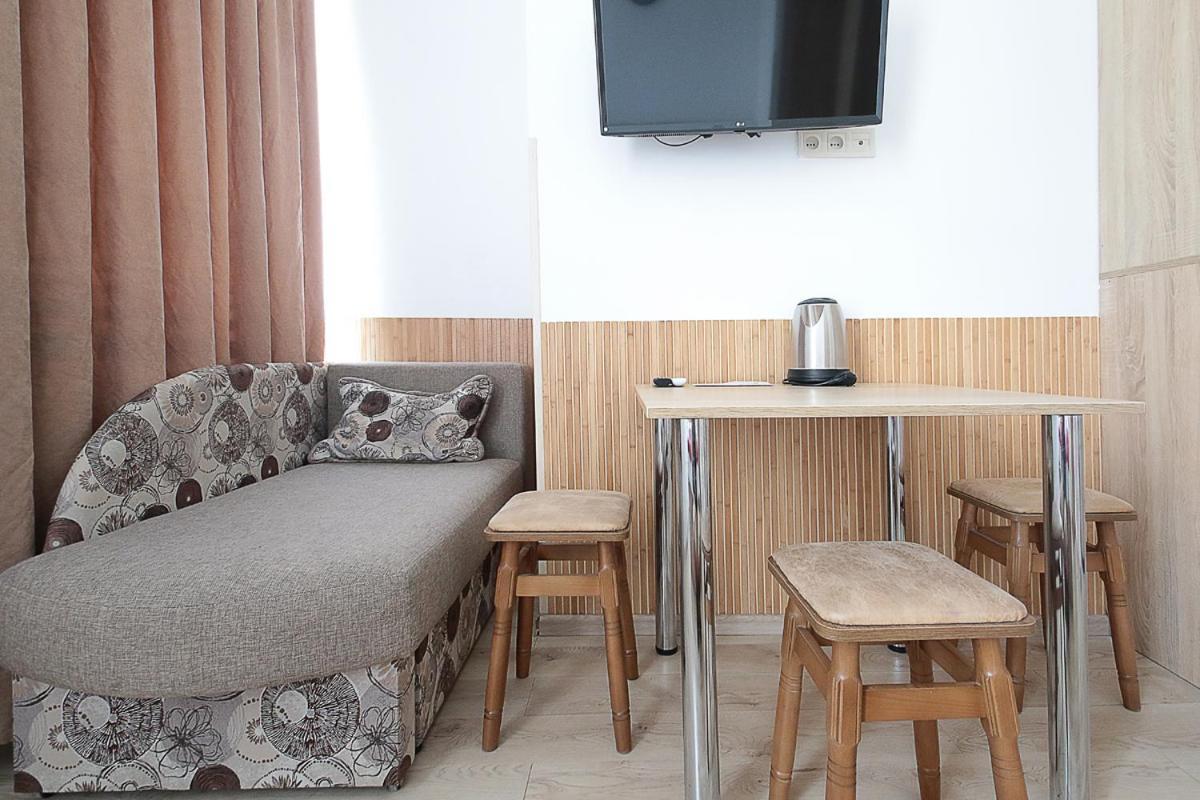 Buk Apartments On Doroshenka 29 Lviv Buitenkant foto
