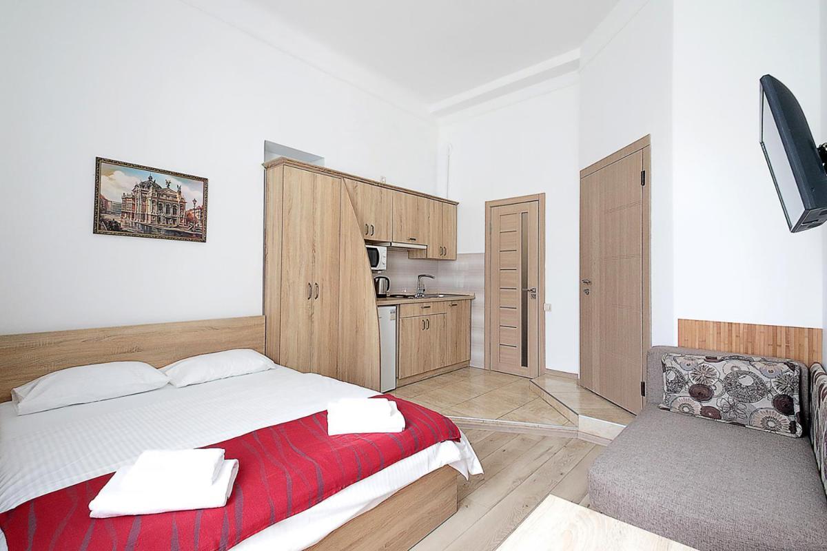 Buk Apartments On Doroshenka 29 Lviv Buitenkant foto