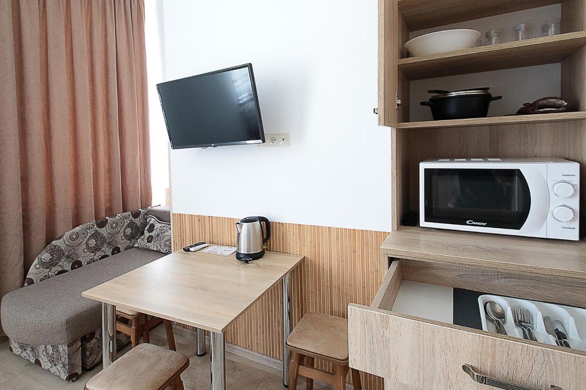 Buk Apartments On Doroshenka 29 Lviv Buitenkant foto