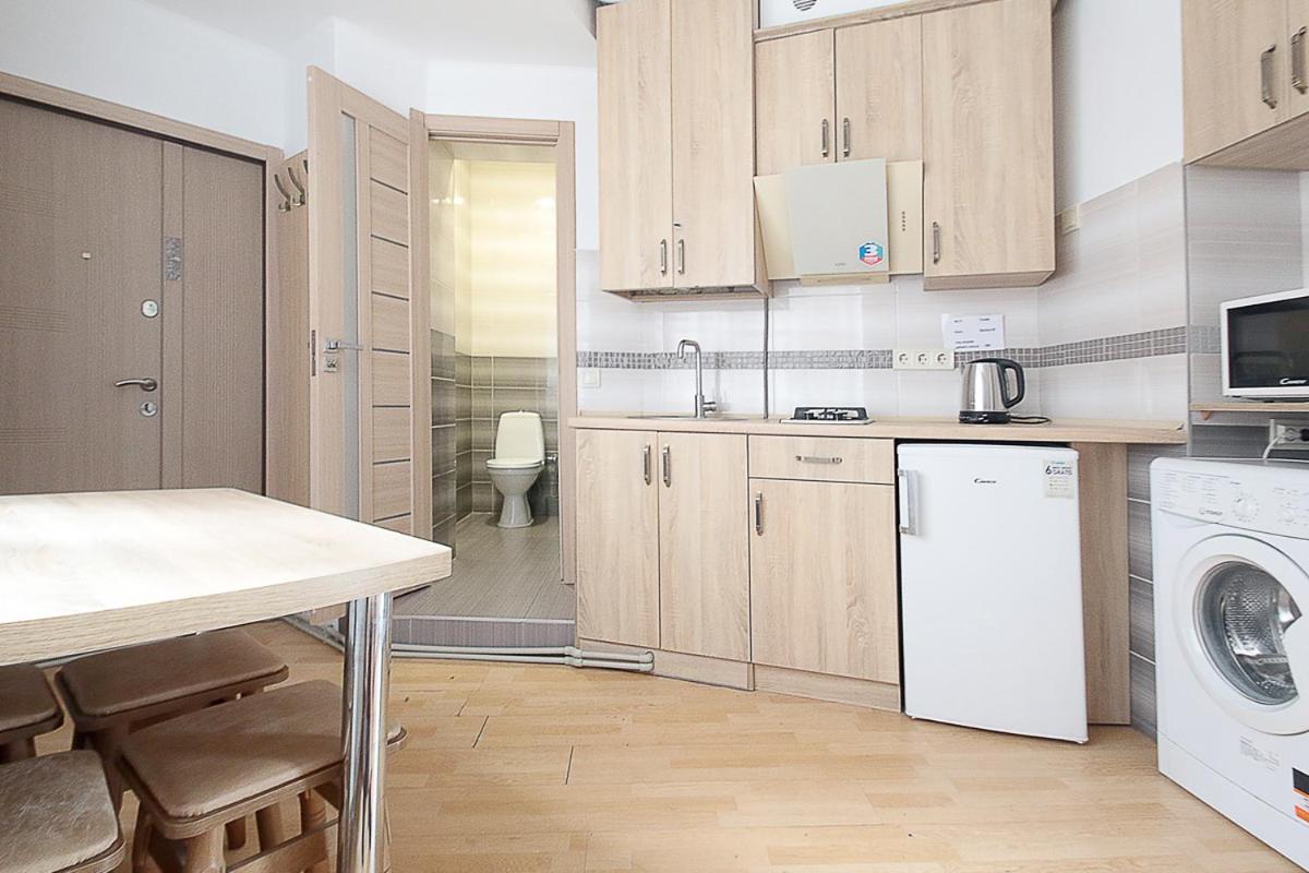 Buk Apartments On Doroshenka 29 Lviv Buitenkant foto