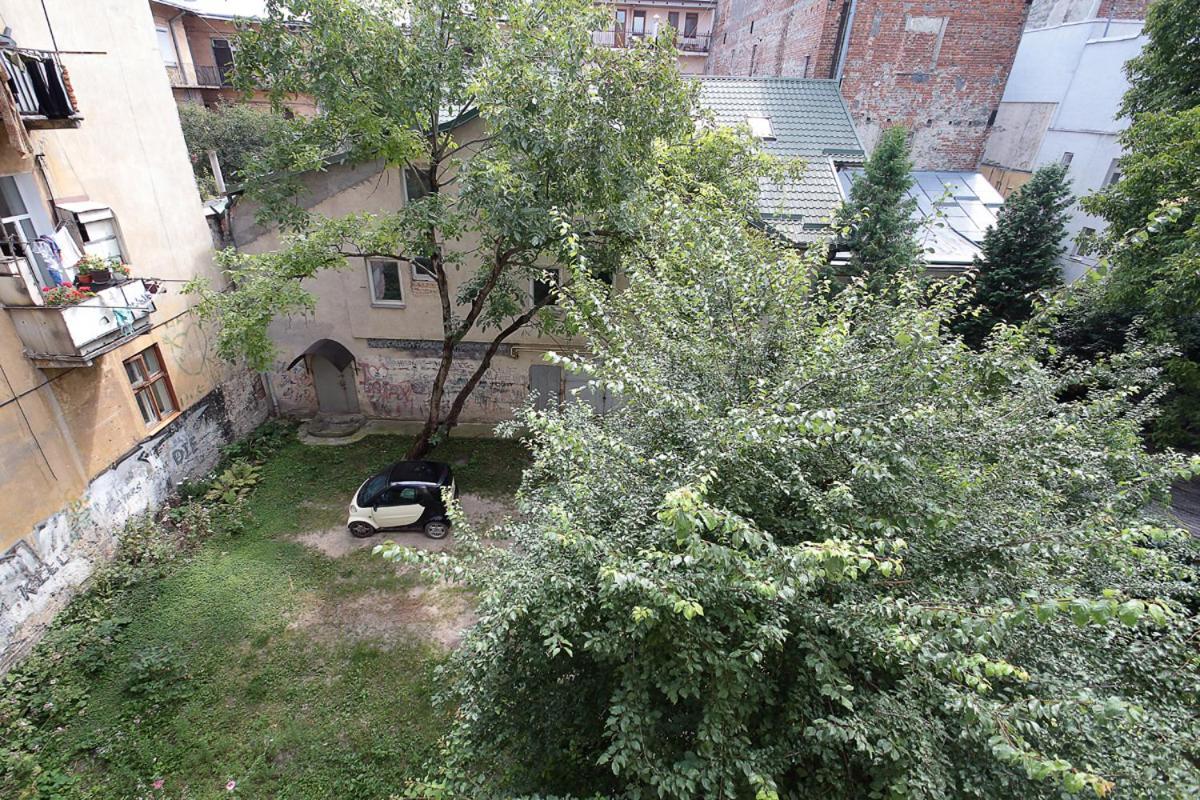 Buk Apartments On Doroshenka 29 Lviv Buitenkant foto